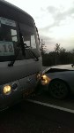Легковой автомобиль врезался в рейсовый автобус на юге Сахалина, Фото: 5