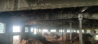 Опилки на 1000 "квадратах" горят на полуразрушенном складе в Тымовском, Фото: 4