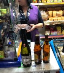 В магазине в Южно-Сахалинске изъяли 170 бутылок незаконного алкоголя, Фото: 3
