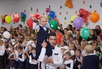 Более 2,5 тысяч первоклашек Южно-Сахалинска отправились в школу, Фото: 21