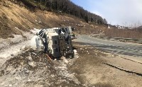 Мужчина пострадал в опрокинувшейся бетономешалке на Ловецком перевале, Фото: 1