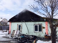 Семья с тремя детьми осталась без жилья из-за пожара в Южно-Сахалинске, Фото: 4