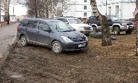 В Хомутово зафиксировали около 30 фактов незаконной парковки на газонах, Фото: 2