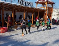 Мастер-класс для любителей хоккея прошел на площади Ленина в Южно-Сахалинске, Фото: 23