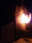 Пожар на базе отдыха "Аквамарин" тушат в Лесном, Фото: 1