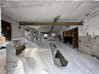 Гаражи, склад и лаборатория: появились снимки участка, который сахалинец нелегально продал родным, Фото: 7