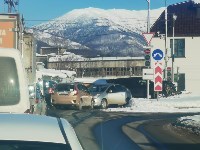 Три автомобиля столкнулись в Южно-Сахалинске, Фото: 8