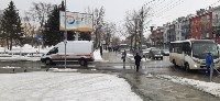 Скорая помощь столкнулась с автобусом в Южно-Сахалинске, Фото: 2
