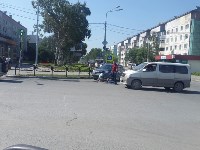 Мужчине стало плохо на пешеходном переходе в Южно-Сахалинске , Фото: 1