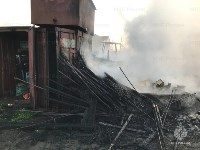 Чёрным дымом заволокло набережную: крупный пожар в Стародубском , Фото: 2