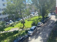 Южносахалинка пожаловалась на забитый автомобилями двор, Фото: 8