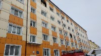 При пожаре в общежитии в Корсакове погиб молодой мужчина, Фото: 12