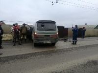 Нетрезвый водитель на микроавтобусе врезался в столб в Холмском районе, Фото: 2