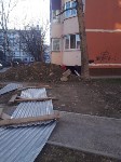 Коммунальщики Южно-Сахалинска обещали сделать так, чтобы ветер не ронял заборы, Фото: 7