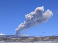 Вулкан Эбеко снова выбросил пепловое облако , Фото: 2