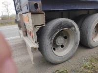 Очевидцев столкновения седана и грузовика ищут в Южно-Сахалинске, Фото: 2