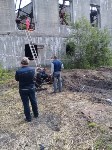 Семеро человек оказались под завалами заброшенного здания в Поронайске, Фото: 3