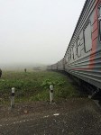 На Сахалине пассажирский поезд столкнулся с большегрузным автомобилем, Фото: 9