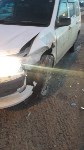 Очевидцев столкновения Toyota Mark II  и Toyota Succeed ищут в Южно-Сахалинске, Фото: 1