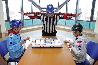 Сахалинские хоккеисты провели настольный матч , Фото: 2