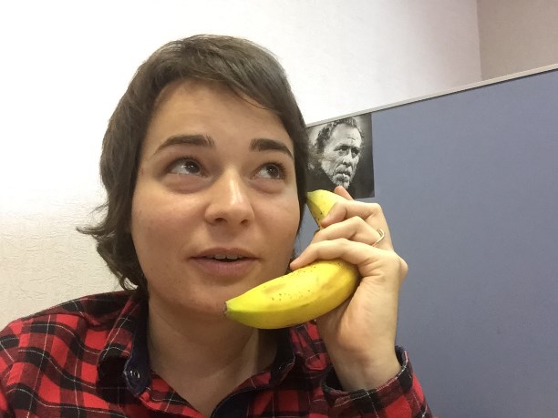 Флешмоб: поговори по банану.