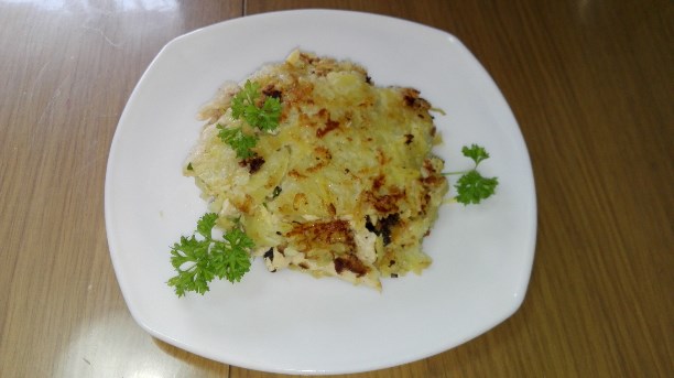 Курица в ажуре рецепт. 70cc6979 b591 4022 a6f0 c61448bad794. Курица в ажуре рецепт фото. Курица в ажуре рецепт-70cc6979 b591 4022 a6f0 c61448bad794. картинка Курица в ажуре рецепт. картинка 70cc6979 b591 4022 a6f0 c61448bad794. Курица в ажуре из картофеля – это отличное блюдо, которое смело можно сделать и на завтрак, и на обед, и на ужин. Для приготовления начинки можно заранее обжарить куриное филе на сковороде, так эта процедура поможет уменьшить основное время готовки.